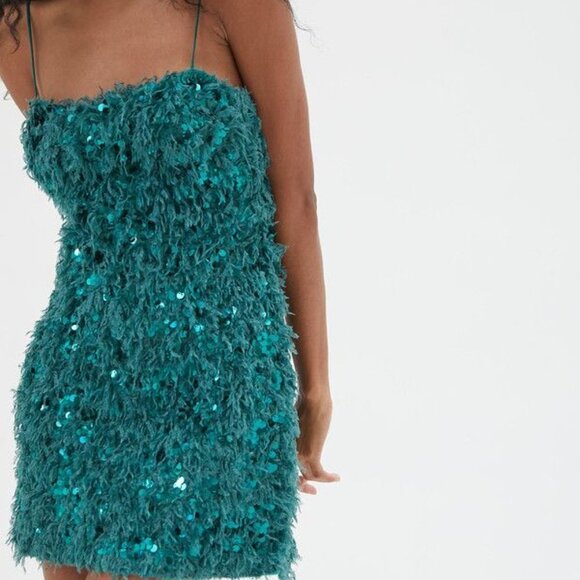 Urban OUTFITTERS UO Camila Feathers Sequin Mini Dress Green - Picture 3 of 7